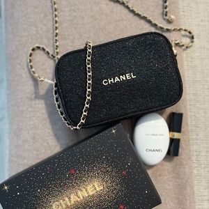 2021 Chanel Holiday Set/Purse/Crossbody